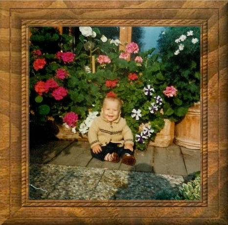E.A.H. EAH Emanuel.one EmanuelOne feat. gott.cc Gott.one